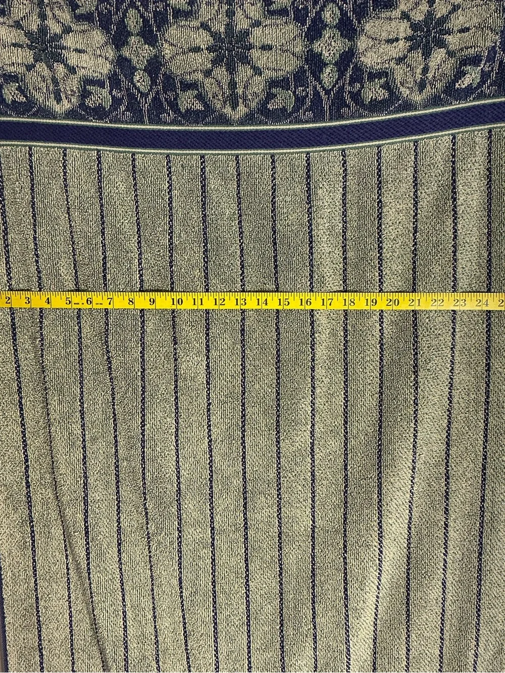 Vintage Royal Velvet Fieldcrest Bath Towel